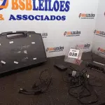 LOTE 038 - 01 RECEIVER WIRELESS C/MICROFONE E FONTE MARCA SHURE. (NO ESTADO) ATENÇÃO! FAZER A VISITAÇÃO ANTES DE ARREMATAR, NÃO SABEMOS SE FUNCIONA. LEILÃO NÃO TEM GARANTIA E NEM DEVOLUÇÃO, SUJEITO A POSSÍVEIS AVARIAS VISÍVEIS/OCULTAS E/OU AUSÊNCIA DE COMPONENTES.