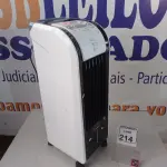 LOTE 214 - 01 CLIMATIZADOR DE AR PORTÁTIL MARCA CADENCE. (NO ESTADO) ATENÇÃO! FAZER A VISITAÇÃO ANTES DE ARREMATAR, NÃO SABEMOS SE FUNCIONA. LEILÃO NÃO TEM GARANTIA E NEM DEVOLUÇÃO, SUJEITO A POSSÍVEIS AVARIAS VISÍVEIS/OCULTAS E/OU AUSÊNCIA DE COMPONENTES.