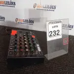 LOTE 232 - 01 MESA DE SOM ÁUDIO MIXER MARCA CICLOTRON MODELO AM-6R. (NO ESTADO) ATENÇÃO! FAZER A VISITAÇÃO ANTES DE ARREMATAR, NÃO SABEMOS SE FUNCIONA. LEILÃO NÃO TEM GARANTIA E NEM DEVOLUÇÃO, SUJEITO A POSSÍVEIS AVARIAS VISÍVEIS/OCULTAS E/OU AUSÊNCIA DE COMPONENTES.