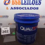 LOTE 362 - 01 GALÃO DE TINTA MARCA QUALITEX. (NO ESTADO) ATENÇÃO! FAZER A VISITAÇÃO ANTES DE ARREMATAR, NÃO SABEMOS SE FUNCIONA. LEILÃO NÃO TEM GARANTIA E NEM DEVOLUÇÃO, SUJEITO A POSSÍVEIS AVARIAS VISÍVEIS/OCULTAS E/OU AUSÊNCIA DE COMPONENTES.