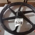 LOTE 539 - 01 RODA P/MOTO CG ARO “17 PARA QUALQUER CG (NOVO). (NO ESTADO) ATENÇÃO! FAZER A VISITAÇÃO ANTES DE ARREMATAR, NÃO SABEMOS SE FUNCIONA. LEILÃO NÃO TEM GARANTIA E NEM DEVOLUÇÃO, SUJEITO A POSSÍVEIS AVARIAS VISÍVEIS/OCULTAS E/OU AUSÊNCIA DE COMPONENTES.