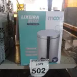 LOTE 502 - 01 LIXEIRA EM INOX COM PEDAL 5L MARCA MOOD. (NO ESTADO) ATENÇÃO! FAZER A VISITAÇÃO ANTES DE ARREMATAR, NÃO SABEMOS SE FUNCIONA. LEILÃO NÃO TEM GARANTIA E NEM DEVOLUÇÃO, SUJEITO A POSSÍVEIS AVARIAS VISÍVEIS/OCULTAS E/OU AUSÊNCIA DE COMPONENTES.