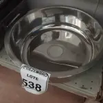 LOTE 538 - 01 CUBA EM AÇO INOX REDONDA (NOVO). (NO ESTADO) ATENÇÃO! FAZER A VISITAÇÃO ANTES DE ARREMATAR, NÃO SABEMOS SE FUNCIONA. LEILÃO NÃO TEM GARANTIA E NEM DEVOLUÇÃO, SUJEITO A POSSÍVEIS AVARIAS VISÍVEIS/OCULTAS E/OU AUSÊNCIA DE COMPONENTES.