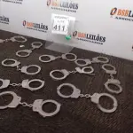 LOTE 411 - 10 ALGEMAS EM METAL. (NO ESTADO) ATENÇÃO! FAZER A VISITAÇÃO ANTES DE ARREMATAR, NÃO SABEMOS SE FUNCIONA. LEILÃO NÃO TEM GARANTIA E NEM DEVOLUÇÃO, SUJEITO A POSSÍVEIS AVARIAS VISÍVEIS/OCULTAS E/OU AUSÊNCIA DE COMPONENTES.