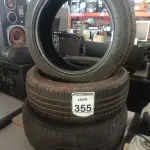 LOTE 355 - 03 PNEUS USADOS SENDO 02 AROS 16 E UM ARO 17. (NO ESTADO) ATENÇÃO! FAZER A VISITAÇÃO ANTES DE ARREMATAR, NÃO SABEMOS SE FUNCIONA. LEILÃO NÃO TEM GARANTIA E NEM DEVOLUÇÃO, SUJEITO A POSSÍVEIS AVARIAS VISÍVEIS/OCULTAS E/OU AUSÊNCIA DE COMPONENTES.