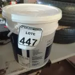 LOTE 447 - 01 ADESIVO PARA APLICAÇÃO NATURAL MARCA TAKETT. 23KG. (NO ESTADO) ATENÇÃO! FAZER A VISITAÇÃO ANTES DE ARREMATAR, NÃO SABEMOS SE FUNCIONA. LEILÃO NÃO TEM GARANTIA E NEM DEVOLUÇÃO, SUJEITO A POSSÍVEIS AVARIAS VISÍVEIS/OCULTAS E/OU AUSÊNCIA DE COMPONENTES.