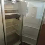 LOTE 471 - 01 GELADEIRA MARCA CONSUL 220V. (NO ESTADO) ATENÇÃO! FAZER A VISITAÇÃO ANTES DE ARREMATAR, NÃO SABEMOS SE FUNCIONA. LEILÃO NÃO TEM GARANTIA E NEM DEVOLUÇÃO, SUJEITO A POSSÍVEIS AVARIAS VISÍVEIS/OCULTAS E/OU AUSÊNCIA DE COMPONENTES.