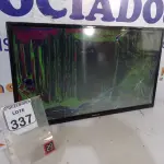 LOTE 337 - 01 TV 32” MARCA PANASONIC P/RETIRADA DE PEÇAS. (NO ESTADO) ATENÇÃO! FAZER A VISITAÇÃO ANTES DE ARREMATAR, NÃO SABEMOS SE FUNCIONA. LEILÃO NÃO TEM GARANTIA E NEM DEVOLUÇÃO, SUJEITO A POSSÍVEIS AVARIAS VISÍVEIS/OCULTAS E/OU AUSÊNCIA DE COMPONENTES.