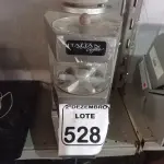 LOTE 528 - 01 CAFETEIRA INCOMPLETA. (NO ESTADO) ATENÇÃO! FAZER A VISITAÇÃO ANTES DE ARREMATAR, NÃO SABEMOS SE FUNCIONA. LEILÃO NÃO TEM GARANTIA E NEM DEVOLUÇÃO, SUJEITO A POSSÍVEIS AVARIAS VISÍVEIS/OCULTAS E/OU AUSÊNCIA DE COMPONENTES.