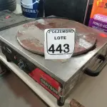 LOTE 443 - 01 CREPEIRA MARCA CROYDON. (NO ESTADO) ATENÇÃO! FAZER A VISITAÇÃO ANTES DE ARREMATAR, NÃO SABEMOS SE FUNCIONA. LEILÃO NÃO TEM GARANTIA E NEM DEVOLUÇÃO, SUJEITO A POSSÍVEIS AVARIAS VISÍVEIS/OCULTAS E/OU AUSÊNCIA DE COMPONENTES.