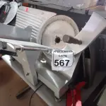 LOTE 567 - 01 CORTADOR DE FRIOS MARCA FILIZOLA. (NO ESTADO) ATENÇÃO! FAZER A VISITAÇÃO ANTES DE ARREMATAR, NÃO SABEMOS SE FUNCIONA. LEILÃO NÃO TEM GARANTIA E NEM DEVOLUÇÃO, SUJEITO A POSSÍVEIS AVARIAS VISÍVEIS/OCULTAS E/OU AUSÊNCIA DE COMPONENTES.