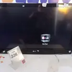LOTE 336 - 01 TV 42” MARCA LG. (NO ESTADO) ATENÇÃO! FAZER A VISITAÇÃO ANTES DE ARREMATAR, NÃO SABEMOS SE FUNCIONA. LEILÃO NÃO TEM GARANTIA E NEM DEVOLUÇÃO, SUJEITO A POSSÍVEIS AVARIAS VISÍVEIS/OCULTAS E/OU AUSÊNCIA DE COMPONENTES.