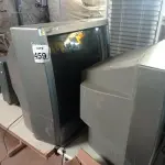LOTE 459 - 03 TV’S DE TUBO ANTIGAS MARCAS E MODELOS DIVERSOS. (NO ESTADO) ATENÇÃO! FAZER A VISITAÇÃO ANTES DE ARREMATAR, NÃO SABEMOS SE FUNCIONA. LEILÃO NÃO TEM GARANTIA E NEM DEVOLUÇÃO, SUJEITO A POSSÍVEIS AVARIAS VISÍVEIS/OCULTAS E/OU AUSÊNCIA DE COMPONENTES.