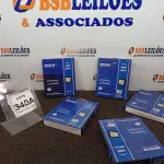 LOTE 340 - 05 REFLETORES LED AMBIENTE EXTERNO 100W. (NOVO), (NO ESTADO) ATENÇÃO! FAZER A VISITAÇÃO ANTES DE ARREMATAR, NÃO SABEMOS SE FUNCIONA. LEILÃO NÃO TEM GARANTIA E NEM DEVOLUÇÃO, SUJEITO A POSSÍVEIS AVARIAS VISÍVEIS/OCULTAS E/OU AUSÊNCIA DE COMPONENTES.