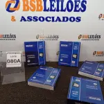 LOTE 080 - 05 REFLETORES LED AMBIENTE EXTERNO 100W. (NOVO), (NO ESTADO) ATENÇÃO! FAZER A VISITAÇÃO ANTES DE ARREMATAR, NÃO SABEMOS SE FUNCIONA. LEILÃO NÃO TEM GARANTIA E NEM DEVOLUÇÃO, SUJEITO A POSSÍVEIS AVARIAS VISÍVEIS/OCULTAS E/OU AUSÊNCIA DE COMPONENTES.