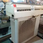 LOTE 437 - 01 CONDENSADORA E 01 EVAPORADORA MARCA GREE. (NO ESTADO) ATENÇÃO! FAZER A VISITAÇÃO ANTES DE ARREMATAR, NÃO SABEMOS SE FUNCIONA. LEILÃO NÃO TEM GARANTIA E NEM DEVOLUÇÃO, SUJEITO A POSSÍVEIS AVARIAS VISÍVEIS/OCULTAS E/OU AUSÊNCIA DE COMPONENTES.