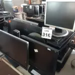 LOTE 316 - 12 MONITORES LCD MARCAS E MODELOS DIVERSOS P/RETIRADA DE PEÇAS. (NO ESTADO) ATENÇÃO! FAZER A VISITAÇÃO ANTES DE ARREMATAR, NÃO SABEMOS SE FUNCIONA. LEILÃO NÃO TEM GARANTIA E NEM DEVOLUÇÃO, SUJEITO A POSSÍVEIS AVARIAS VISÍVEIS/OCULTAS E/OU AUSÊNCIA DE COMPONENTES.