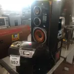 LOTE 357 - 03 MICRO SYSTEM E 01 APARELHO DE SOM C/DUAS CAIXAS DE SOM MARCAS E MODELOS DIVERSOS. (NO ESTADO) ATENÇÃO! FAZER A VISITAÇÃO ANTES DE ARREMATAR, NÃO SABEMOS SE FUNCIONA. LEILÃO NÃO TEM GARANTIA E NEM DEVOLUÇÃO, SUJEITO A POSSÍVEIS AVARIAS VISÍVEIS/OCULTAS E/OU AUSÊNCIA DE COMPONENTES.