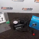 LOTE 417 - 01 MINI COMPRESSOR DE AR VEICULAR DC12V. (NO ESTADO) ATENÇÃO! FAZER A VISITAÇÃO ANTES DE ARREMATAR, NÃO SABEMOS SE FUNCIONA. LEILÃO NÃO TEM GARANTIA E NEM DEVOLUÇÃO, SUJEITO A POSSÍVEIS AVARIAS VISÍVEIS/OCULTAS E/OU AUSÊNCIA DE COMPONENTES.