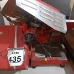 LOTE 435 - 01 CORTADOR DE FRIOS MARCA FILIZOLA. (NO ESTADO) ATENÇÃO! FAZER A VISITAÇÃO ANTES DE ARREMATAR, NÃO SABEMOS SE FUNCIONA. LEILÃO NÃO TEM GARANTIA E NEM DEVOLUÇÃO, SUJEITO A POSSÍVEIS AVARIAS VISÍVEIS/OCULTAS E/OU AUSÊNCIA DE COMPONENTES.