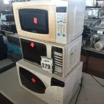 LOTE 379 - 03 MICROONDAS MARCAS E MODELOS DIVERSOS C/PRATO. (NO ESTADO) ATENÇÃO! FAZER A VISITAÇÃO ANTES DE ARREMATAR, NÃO SABEMOS SE FUNCIONA. LEILÃO NÃO TEM GARANTIA E NEM DEVOLUÇÃO, SUJEITO A POSSÍVEIS AVARIAS VISÍVEIS/OCULTAS E/OU AUSÊNCIA DE COMPONENTES.