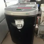 LOTE 453 - 02 FRAGMENTADORAS DE PAPEL MARCAS E MODELOS DIVERSOS. (NO ESTADO) ATENÇÃO! FAZER A VISITAÇÃO ANTES DE ARREMATAR, NÃO SABEMOS SE FUNCIONA. LEILÃO NÃO TEM GARANTIA E NEM DEVOLUÇÃO, SUJEITO A POSSÍVEIS AVARIAS VISÍVEIS/OCULTAS E/OU AUSÊNCIA DE COMPONENTES.