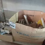 LOTE 544 - 01 LOTE C/GRANDE QUANTIDADE DE LUMINÁRIAS E MATERIAIS DIVERSOS. (NO ESTADO) ATENÇÃO! FAZER A VISITAÇÃO ANTES DE ARREMATAR, NÃO SABEMOS SE FUNCIONA. LEILÃO NÃO TEM GARANTIA E NEM DEVOLUÇÃO, SUJEITO A POSSÍVEIS AVARIAS VISÍVEIS/OCULTAS E/OU AUSÊNCIA DE COMPONENTES.