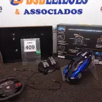 LOTE 409 - 01 CARRINHO DE CONTROLE REMOTO. (NO ESTADO) ATENÇÃO! FAZER A VISITAÇÃO ANTES DE ARREMATAR, NÃO SABEMOS SE FUNCIONA. LEILÃO NÃO TEM GARANTIA E NEM DEVOLUÇÃO, SUJEITO A POSSÍVEIS AVARIAS VISÍVEIS/OCULTAS E/OU AUSÊNCIA DE COMPONENTES.