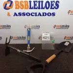 LOTE 421 - 01 MARTELO, 01 MINI PÁ E 01 SACHO P/JARDIM(NOVO). (NO ESTADO) ATENÇÃO! FAZER A VISITAÇÃO ANTES DE ARREMATAR, NÃO SABEMOS SE FUNCIONA. LEILÃO NÃO TEM GARANTIA E NEM DEVOLUÇÃO, SUJEITO A POSSÍVEIS AVARIAS VISÍVEIS/OCULTAS E/OU AUSÊNCIA DE COMPONENTES.