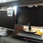 LOTE 543 - 04 MONITORES LCD MARCAS E MODELOS DIVERSOS. (NO ESTADO) ATENÇÃO! FAZER A VISITAÇÃO ANTES DE ARREMATAR, NÃO SABEMOS SE FUNCIONA. LEILÃO NÃO TEM GARANTIA E NEM DEVOLUÇÃO, SUJEITO A POSSÍVEIS AVARIAS VISÍVEIS/OCULTAS E/OU AUSÊNCIA DE COMPONENTES.
