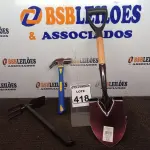 LOTE 418 - 01 MARTELO, 01 MINI PÁ E 01 SACHO P/JARDIM(NOVO). (NO ESTADO) ATENÇÃO! FAZER A VISITAÇÃO ANTES DE ARREMATAR, NÃO SABEMOS SE FUNCIONA. LEILÃO NÃO TEM GARANTIA E NEM DEVOLUÇÃO, SUJEITO A POSSÍVEIS AVARIAS VISÍVEIS/OCULTAS E/OU AUSÊNCIA DE COMPONENTES.
