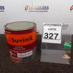LOTE 327 - 01 LATA DE TINTA COR BRILHANTE PLATINA MARCA SUVINIL 3,6L P/MADEIRAS E METAIS. (NO ESTADO) ATENÇÃO! FAZER A VISITAÇÃO ANTES DE ARREMATAR, NÃO SABEMOS SE FUNCIONA. LEILÃO NÃO TEM GARANTIA E NEM DEVOLUÇÃO, SUJEITO A POSSÍVEIS AVARIAS VISÍVEIS/OCULTAS E/OU AUSÊNCIA DE COMPONENTES.