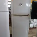 LOTE 426 - 01 GELADEIRA MARCA CONTINENTAL. (NO ESTADO) ATENÇÃO! FAZER A VISITAÇÃO ANTES DE ARREMATAR, NÃO SABEMOS SE FUNCIONA. LEILÃO NÃO TEM GARANTIA E NEM DEVOLUÇÃO, SUJEITO A POSSÍVEIS AVARIAS VISÍVEIS/OCULTAS E/OU AUSÊNCIA DE COMPONENTES.
