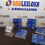 LOTE 120 - 05 REFLETORES LED AMBIENTE EXTERNO 100W. (NOVO), (NO ESTADO) ATENÇÃO! FAZER A VISITAÇÃO ANTES DE ARREMATAR, NÃO SABEMOS SE FUNCIONA. LEILÃO NÃO TEM GARANTIA E NEM DEVOLUÇÃO, SUJEITO A POSSÍVEIS AVARIAS VISÍVEIS/OCULTAS E/OU AUSÊNCIA DE COMPONENTES.