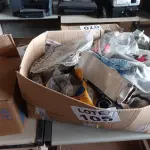 LOTE 105 - APROXIMADO 70 ITENS AUTOMOTIVOS DIVERSOS (NO ESTADO, NÃO SABEMOS SE FUNCIONA. LEILÃO NÃO TEM GARANTIA E NEM DEVOLUÇÃO, SUJEITO A POSSÍVEIS AVARIAS VISÍVEIS/OCULTAS E/OU AUSÊNCIA DE COMPONENTES)