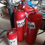 LOTE 009 - 05 – EXTINTORES DIVERSOS (NO ESTADO, NÃO SABEMOS SE FUNCIONA. LEILÃO NÃO TEM GARANTIA E NEM DEVOLUÇÃO, SUJEITO A POSSÍVEIS AVARIAS VISÍVEIS/OCULTAS E/OU AUSÊNCIA DE COMPONENTES)