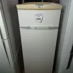 LOTE 045 - 01 REFRIGERADOR MARCA BRASTEMP 127 (REFRIGERATOR). (NO ESTADO EM QUE SE ENCONTRA. SUJEITO A AVARIAS OCULTAS/VISÍVEIS.) AV9911N