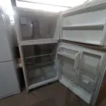 LOTE 025 - 01 REFRIGERADOR MARCA WHIRLPOOL 127V (REFRIGERATOR) (NO ESTADO EM QUE SE ENCONTRA. SUJEITO A AVARIAS OCULTAS/VISÍVEIS.) AV9546V