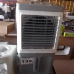 LOTE 139 - 01 - CLIMATIZADOR VENTISOL CLIR60PRO 60 LITROS 110V (NO ESTADO, NÃO SABEMOS SE FUNCIONA. LEILÃO NÃO TEM GARANTIA E NEM DEVOLUÇÃO, SUJEITO A POSSÍVEIS AVARIAS VISÍVEIS/OCULTAS E/OU AUSÊNCIA DE COMPONENTES)