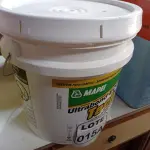 LOTE 015 - 01 BALDE DE ADESIVOS P/CARPETE ULTRA BOND ECO 15KG MARCA TACK (NO ESTADO, NÃO SABEMOS SE FUNCIONA. LEILÃO NÃO TEM GARANTIA E NEM DEVOLUÇÃO, SUJEITO A POSSÍVEIS AVARIAS VISÍVEIS/OCULTAS E/OU AUSÊNCIA DE COMPONENTES)