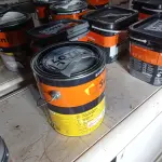 LOTE 155 - 01 LATA DE TINTA ACRÍLICA NA COR FOSCO VERMELHO MARCA SUVINIL 3,6L (NO ESTADO, NÃO SABEMOS SE FUNCIONA. LEILÃO NÃO TEM GARANTIA E NEM DEVOLUÇÃO, SUJEITO A POSSÍVEIS AVARIAS VISÍVEIS/OCULTAS E/OU AUSÊNCIA DE COMPONENTES)
