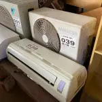LOTE 039 - 01 KIT AR-CONDICIONADO SAMSUNG 9000 BTUS (NO ESTADO, NÃO SABEMOS SE FUNCIONA. LEILÃO NÃO TEM GARANTIA E NEM DEVOLUÇÃO, SUJEITO A POSSÍVEIS AVARIAS VISÍVEIS/OCULTAS E/OU AUSÊNCIA DE COMPONENTES)