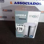 LOTE 176 - 01 LIXEIRA EM INOX C/PEDAL TAMANHO G MARCA GOEDERT GROUP 12L (SEM USO) (NO ESTADO, NÃO SABEMOS SE FUNCIONA. LEILÃO NÃO TEM GARANTIA E NEM DEVOLUÇÃO, SUJEITO A POSSÍVEIS AVARIAS VISÍVEIS/OCULTAS E/OU AUSÊNCIA DE COMPONENTES)