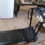 LOTE 087 - 01 - ESTEIRA ELETRÔNICA DREAM RUN FIT 1600 (NO ESTADO, NÃO SABEMOS SE FUNCIONA. LEILÃO NÃO TEM GARANTIA E NEM DEVOLUÇÃO, SUJEITO A POSSÍVEIS AVARIAS VISÍVEIS/OCULTAS E/OU AUSÊNCIA DE COMPONENTES)