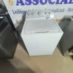 LOTE 008 - 01 LAVA ROUPA MARCA WIRLPOOL 127V (WASHING MACHINE). (NO ESTADO EM QUE SE ENCONTRA. SUJEITO A AVARIAS OCULTAS/VISÍVEIS.) AV9732A