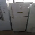 LOTE 025 - 01 REFRIGERADOR MARCA WHIRLPOOL 127V (REFRIGERATOR) (NO ESTADO EM QUE SE ENCONTRA. SUJEITO A AVARIAS OCULTAS/VISÍVEIS.) AV9546V