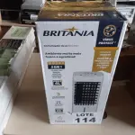 LOTE 114 - 01 - CLIMATIZADOR DE AR BRITÂNIA FRIO C/IONIZADOR BCL05FI BRANCO 220V (NO ESTADO, NÃO SABEMOS SE FUNCIONA. LEILÃO NÃO TEM GARANTIA E NEM DEVOLUÇÃO, SUJEITO A POSSÍVEIS AVARIAS VISÍVEIS/OCULTAS E/OU AUSÊNCIA DE COMPONENTES)