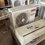 LOTE 044 - 01 KIT AR-CONDICIONADO YORK 9000 BTUS (NO ESTADO, NÃO SABEMOS SE FUNCIONA. LEILÃO NÃO TEM GARANTIA E NEM DEVOLUÇÃO, SUJEITO A POSSÍVEIS AVARIAS VISÍVEIS/OCULTAS E/OU AUSÊNCIA DE COMPONENTES)