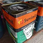 LOTE 010 - 01 LATA DE TINTA COR BRANCO 18L ACRÍLICO MARCA SUVINIL(NO ESTADO, NÃO SABEMOS SE FUNCIONA. LEILÃO NÃO TEM GARANTIA E NEM DEVOLUÇÃO, SUJEITO A POSSÍVEIS AVARIAS VISÍVEIS/OCULTAS E/OU AUSÊNCIA DE COMPONENTES)