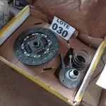 LOTE 030 - 01 - KIT EMBREAGEM E ATUADOR S10 BLAZER LUK (NO ESTADO, NÃO SABEMOS SE FUNCIONA. LEILÃO NÃO TEM GARANTIA E NEM DEVOLUÇÃO, SUJEITO A POSSÍVEIS AVARIAS VISÍVEIS/OCULTAS E/OU AUSÊNCIA DE COMPONENTES)